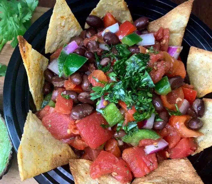 black bean salsa with chips