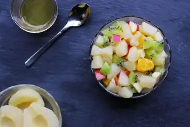 bowl of pear salsa