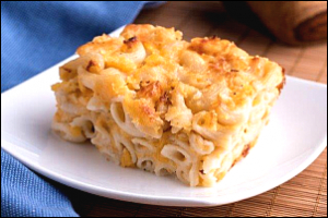 square cut of macaroni and cheese on a plate
